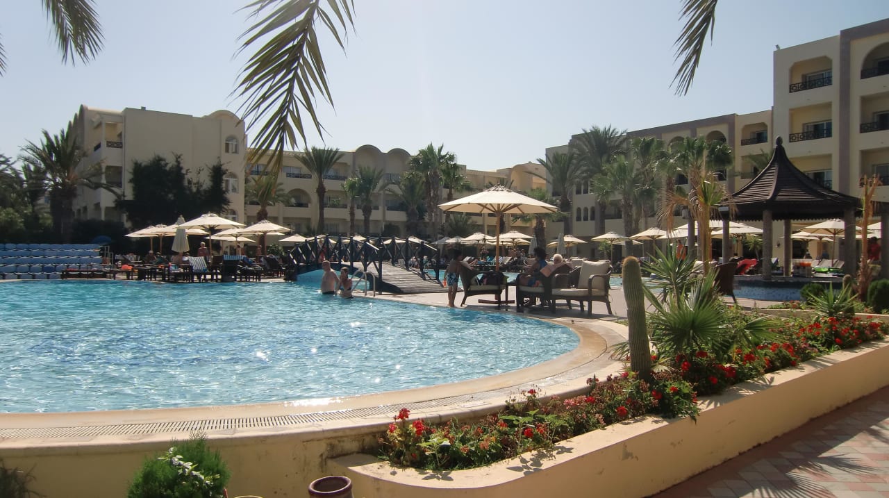Pool Hotel Paradis Palace