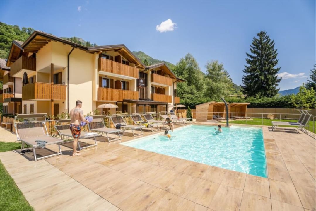 Pool Residence Toli