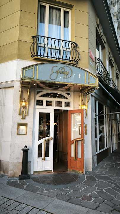 Außenansicht Grandhotel Pupp