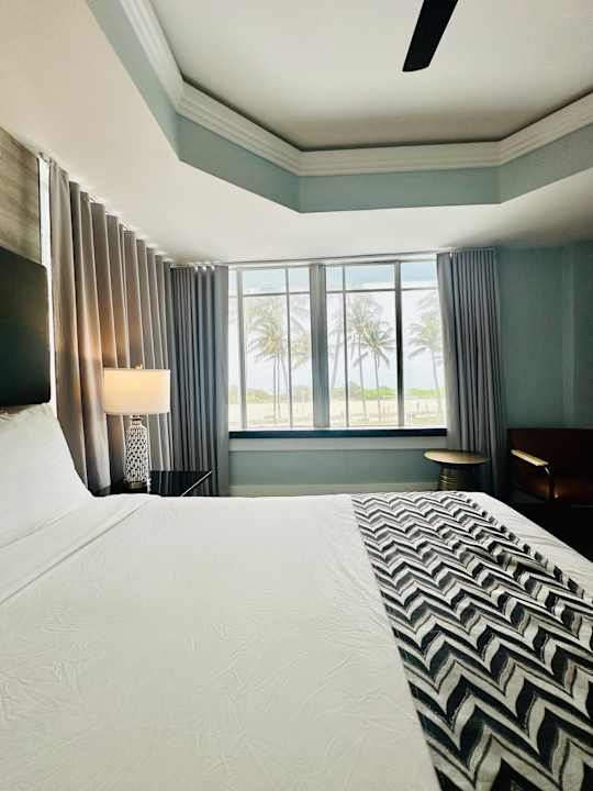 Zimmer The Colony Hotel