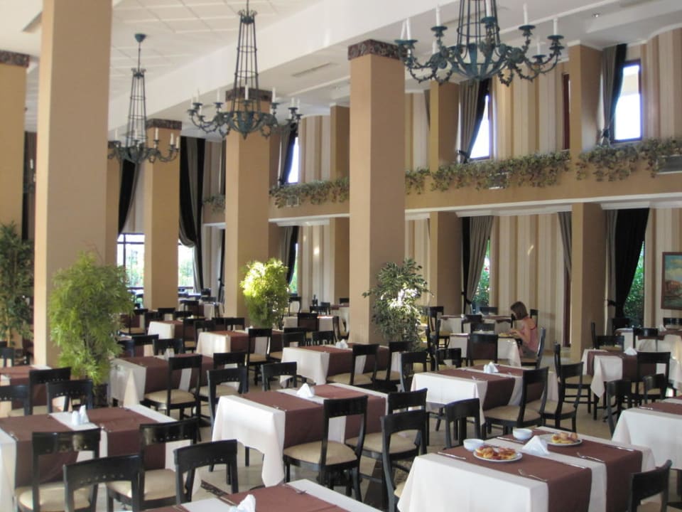 Hauptrestaurant Bella Resort & Spa