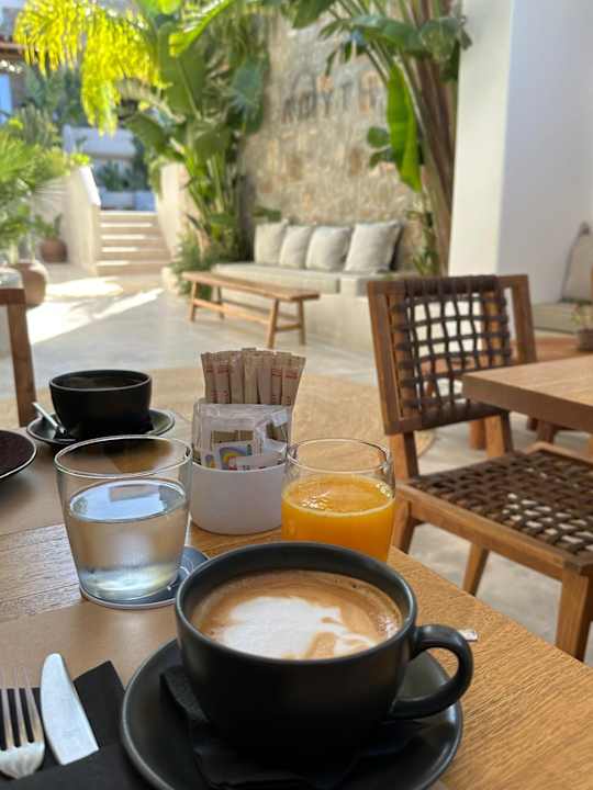 Gastro Amyth of Mykonos Super Paradise
