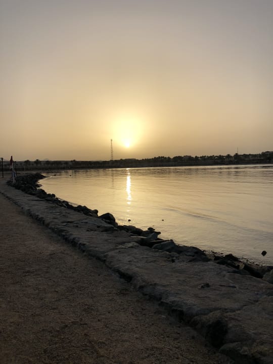 Strand Jaz Dar EL Madina