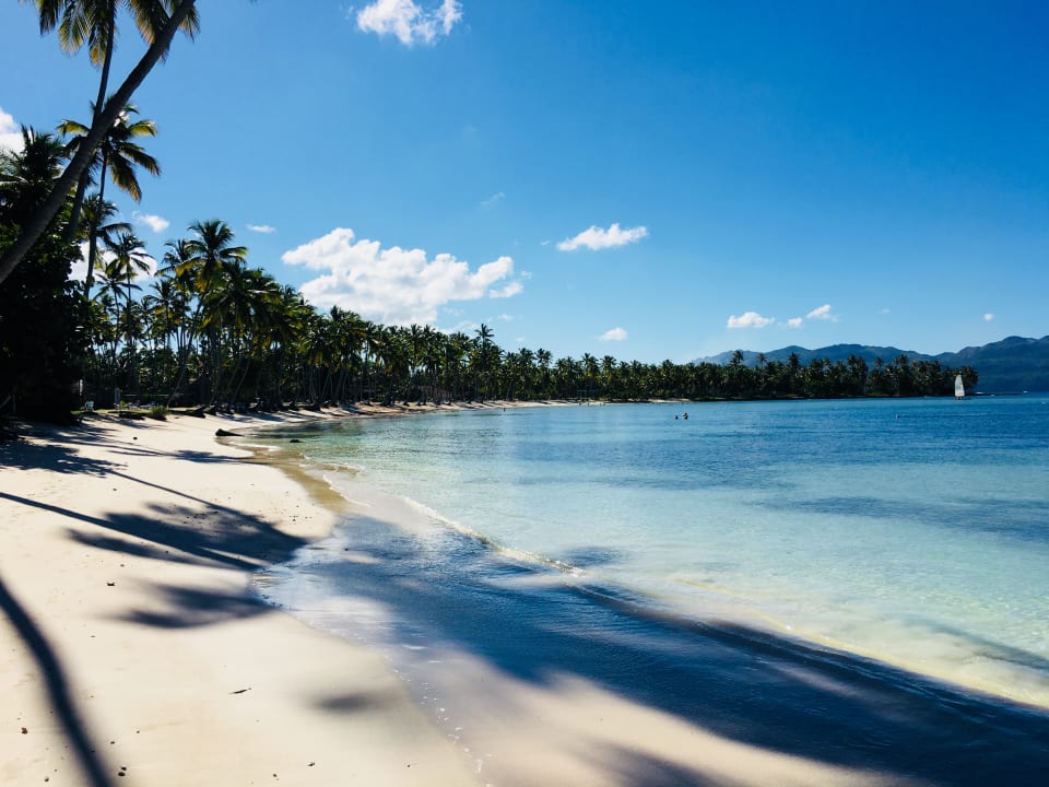 Strand Wyndham Alltra Samana