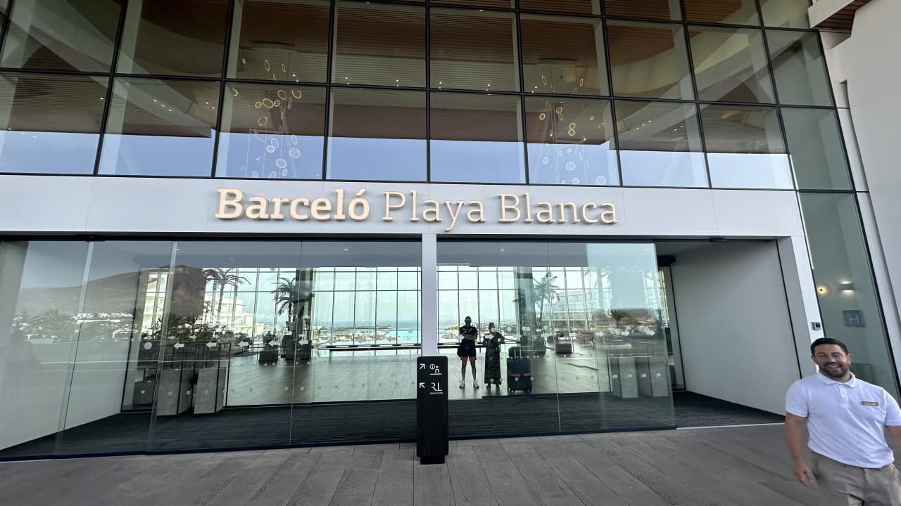 Außenansicht Barceló Playa Blanca Royal Level (Adults Only)