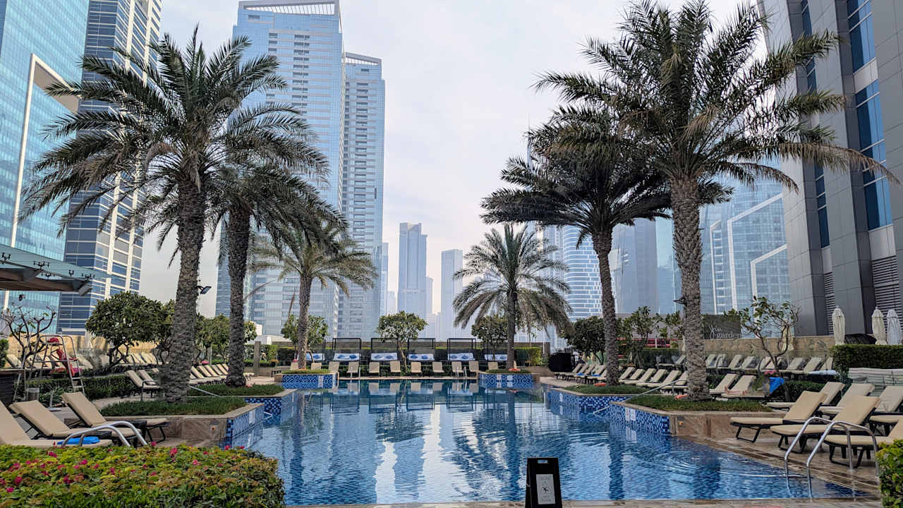 Pool JW Marriott Marquis Hotel Dubai