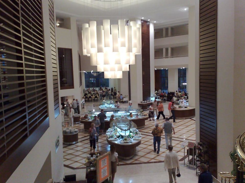 Speisesaal Arum Barut Collection