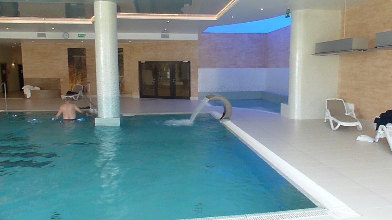 Schöner neuer Pool Vestina Wellness & Spa Hotel