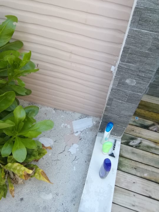 Zimmer Kudafushi Resort & Spa