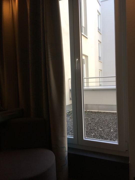 Zimmer Motel One Saarbrücken