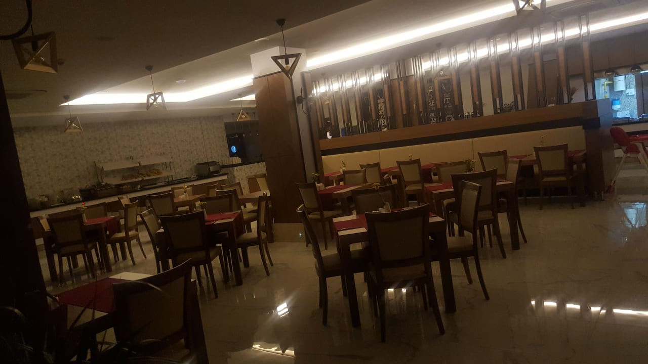 Gastro Side Aquamarin Resort & Spa