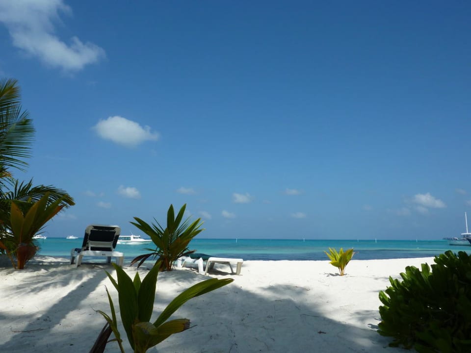 Strand Meeru Maldives Resort Island