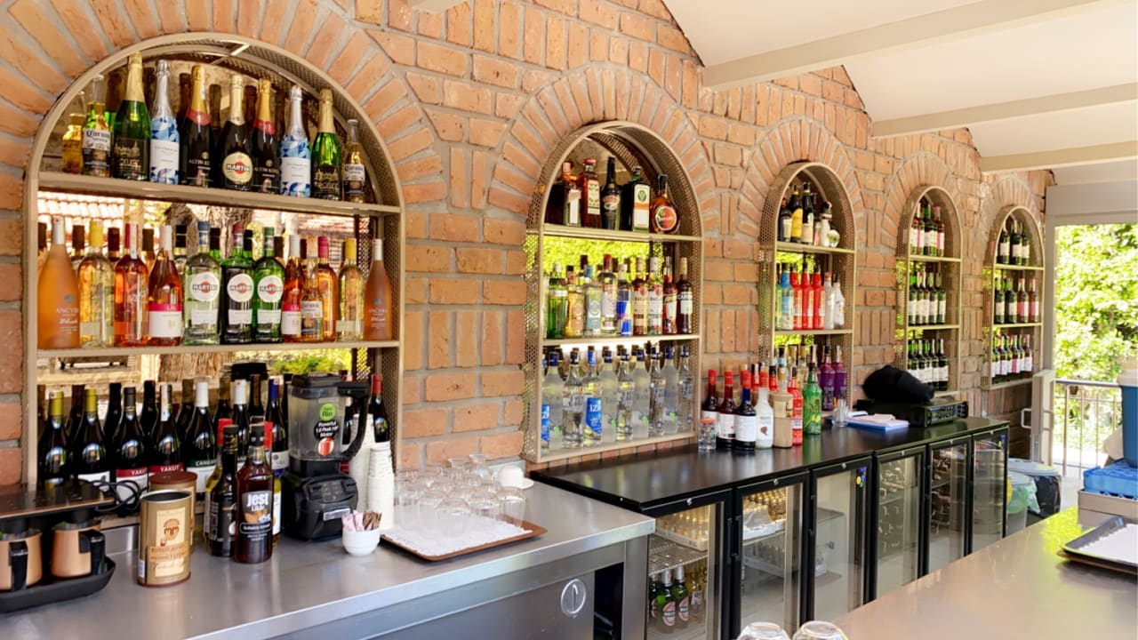 Gastro Can Garden Beach