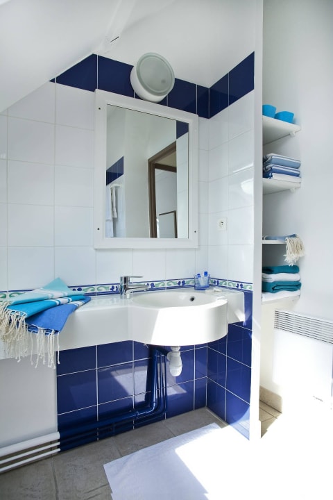 Badezimmer Pierre & Vacances Residenz Cap Azur