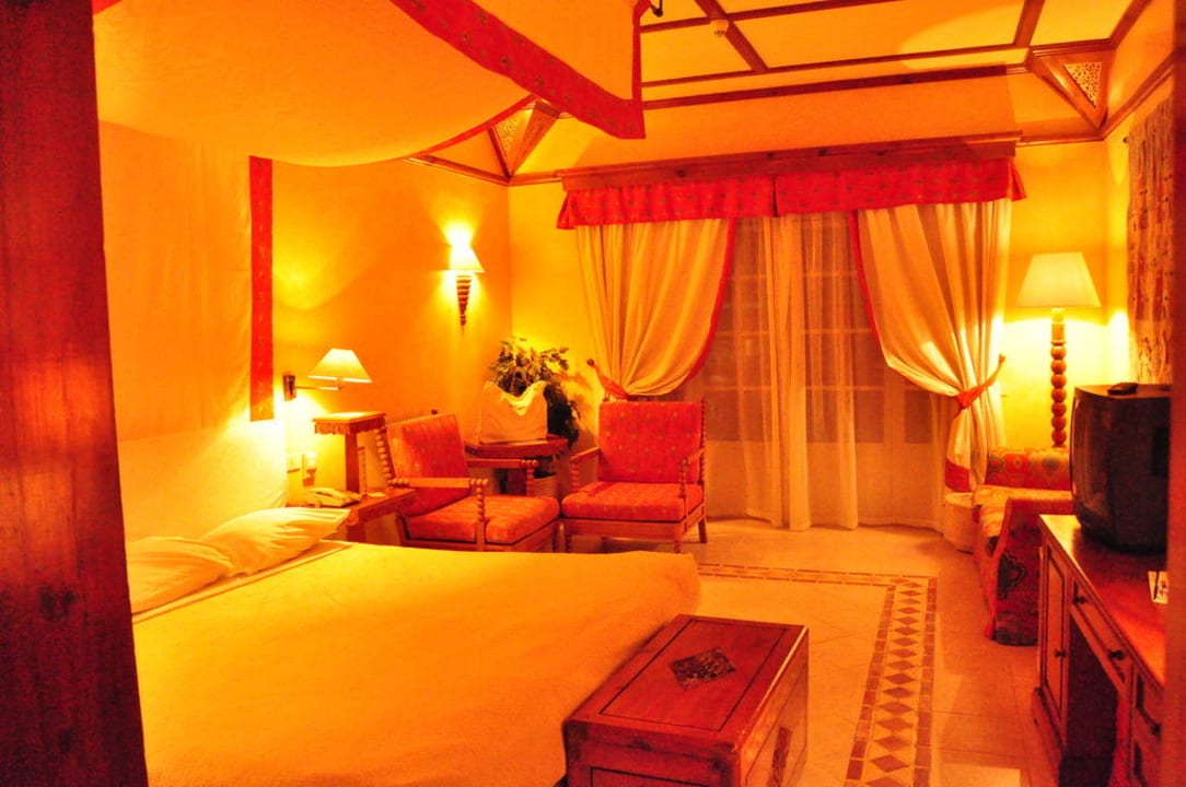 Zimmer obere Etage Blick zum Pool The Grand Resort