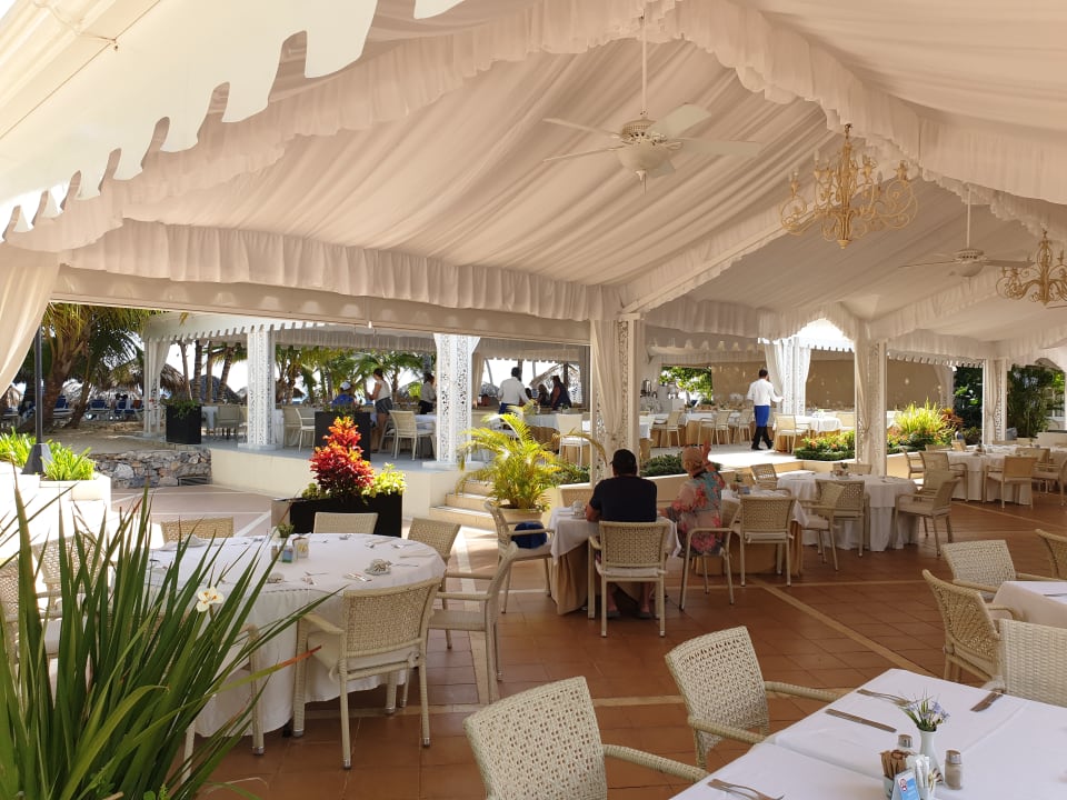 Gastro Bahia Principe Grand El Portillo