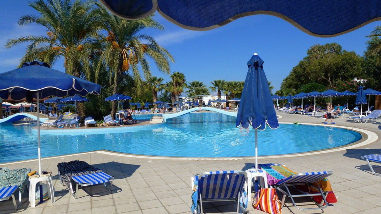 Der Pool Kresten Palace Hotel