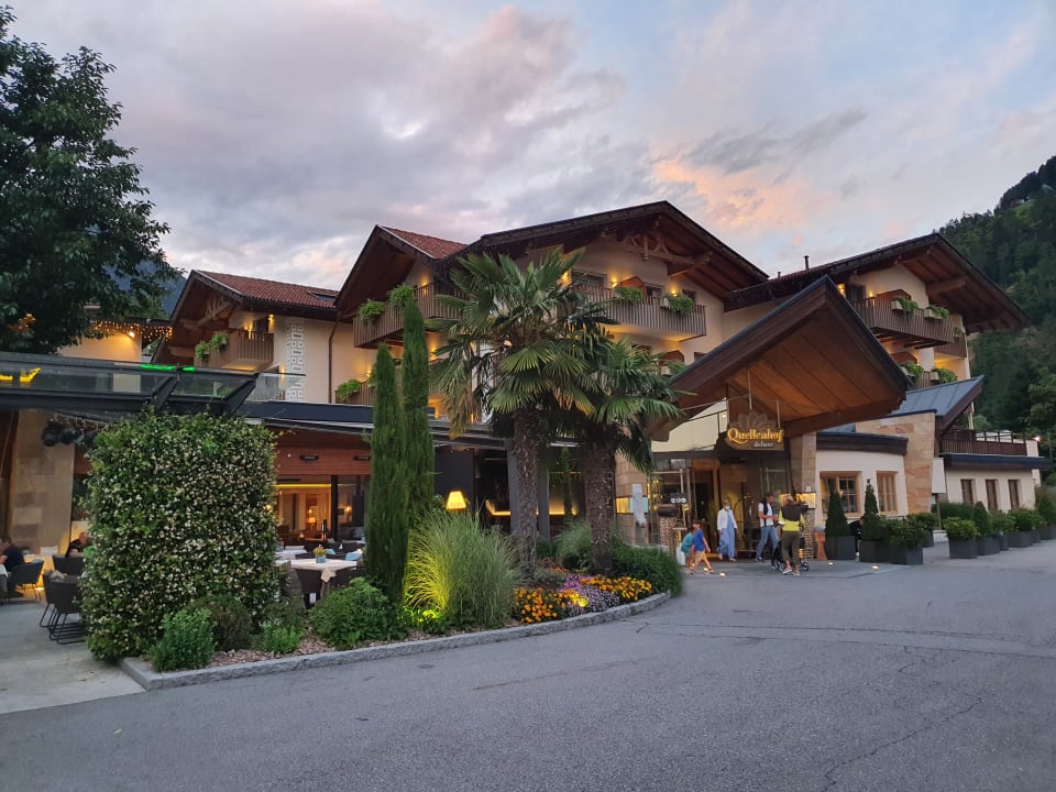 Außenansicht Quellenhof Luxury Resort Passeier