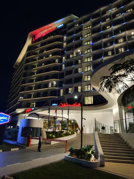 Außenansicht Hampton by Hilton Marjan Island