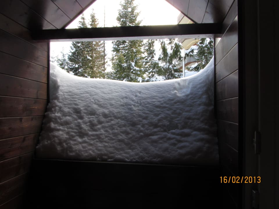 Verschneites Fenster Aldiana Club Schlanitzen Alm