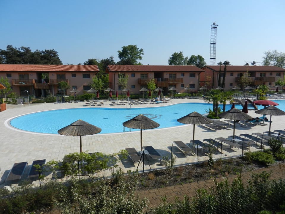 Pool Green Village Resort - Hotel & Aparthotel