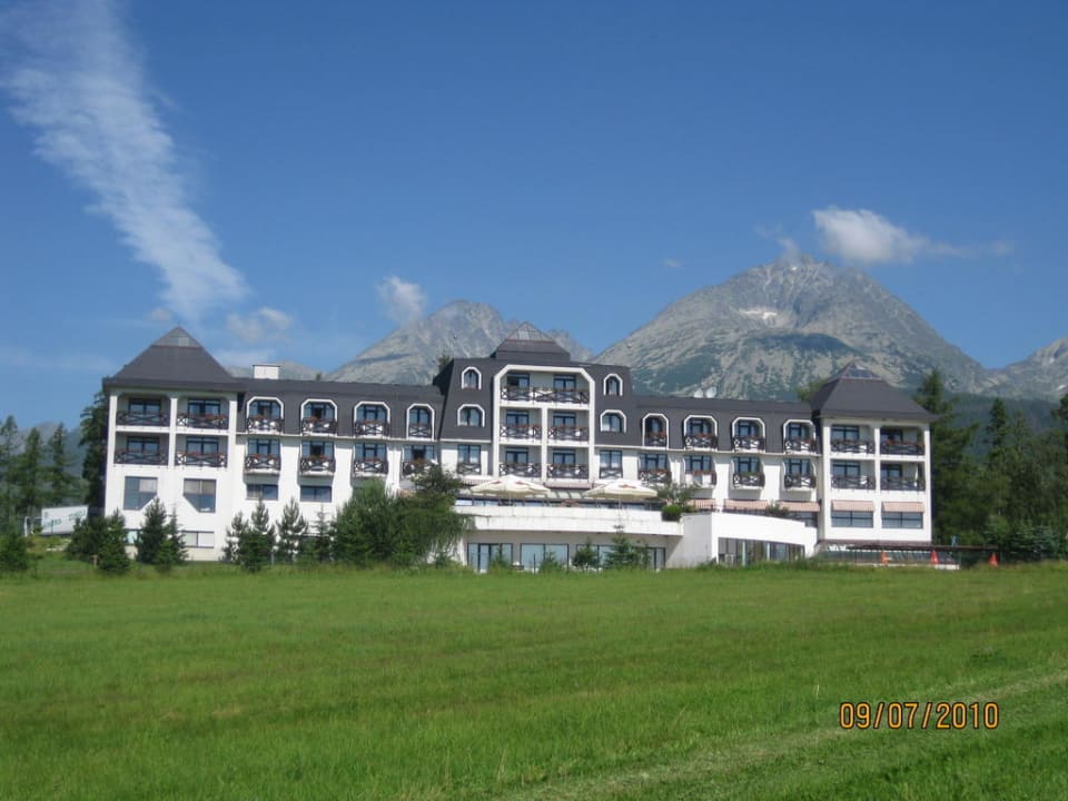 Blick auf das Hotel, Balkonseite / Osten Hotel Hubert Vital Resort