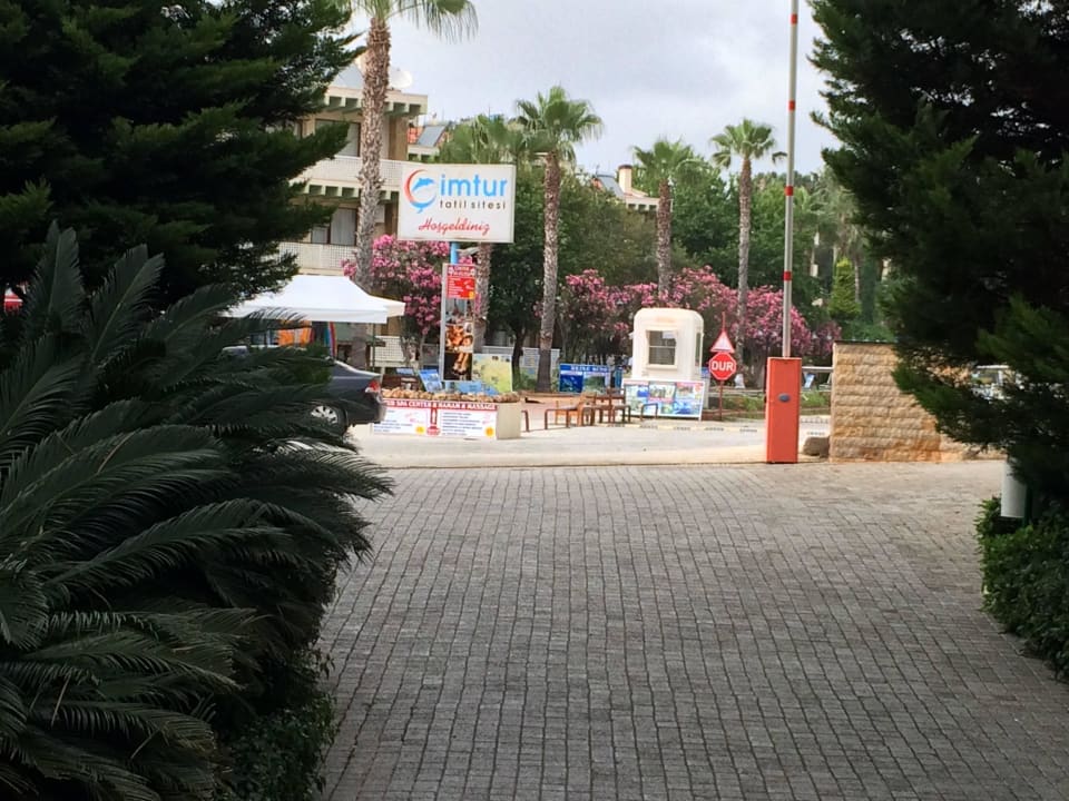 Blick vom Eingangsbereich auf den Ort Sealife Buket Resort & Beach