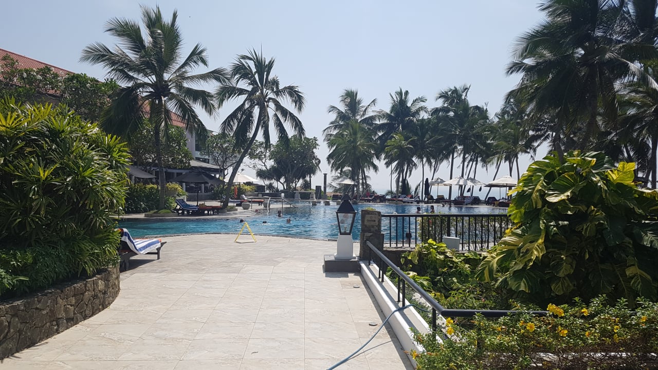 Pool Taj Bentota Resort & Spa