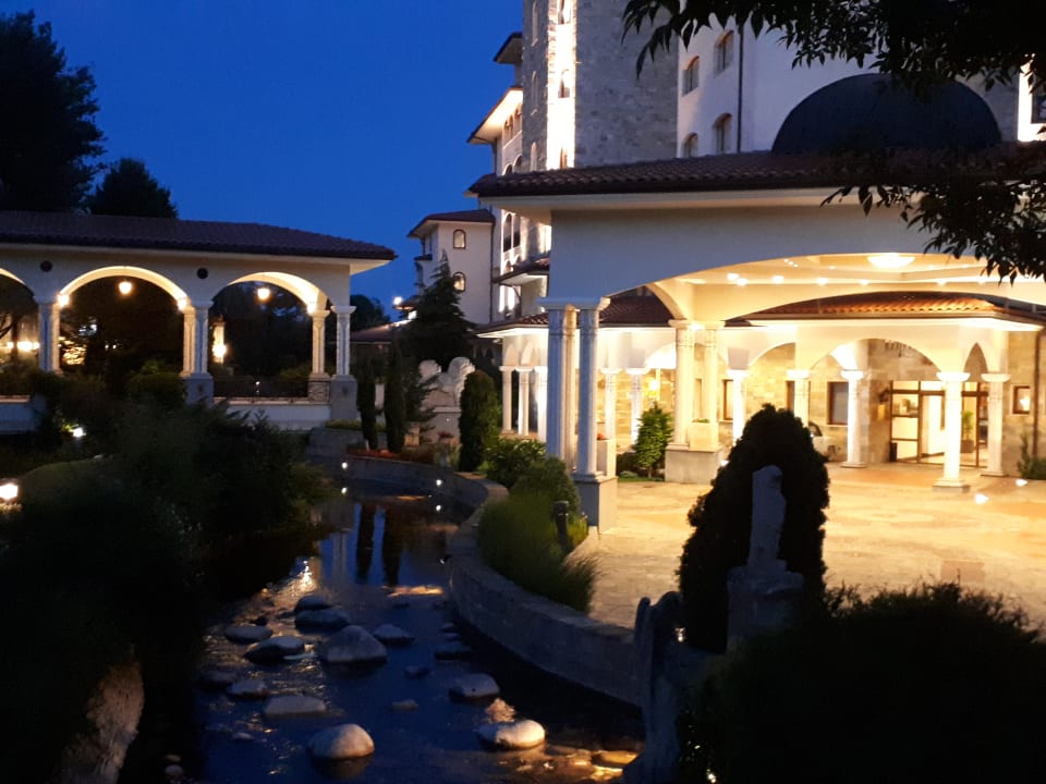 Außenansicht Helena Park