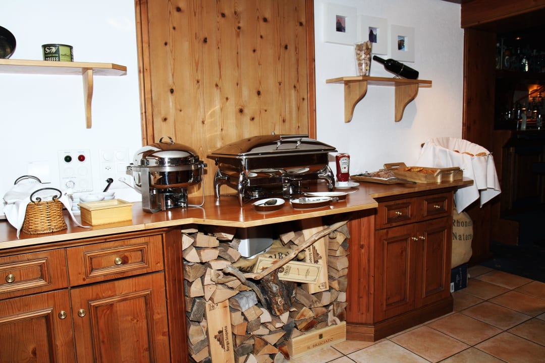 Blick auf Warmespeise  Hotel Butterfly, BW Signature Collection Hotel