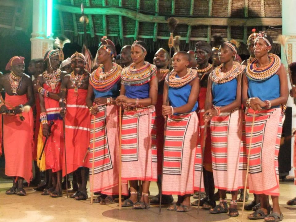 Abendprogramm Massaitanz Neptune Village Beach Resort & Spa