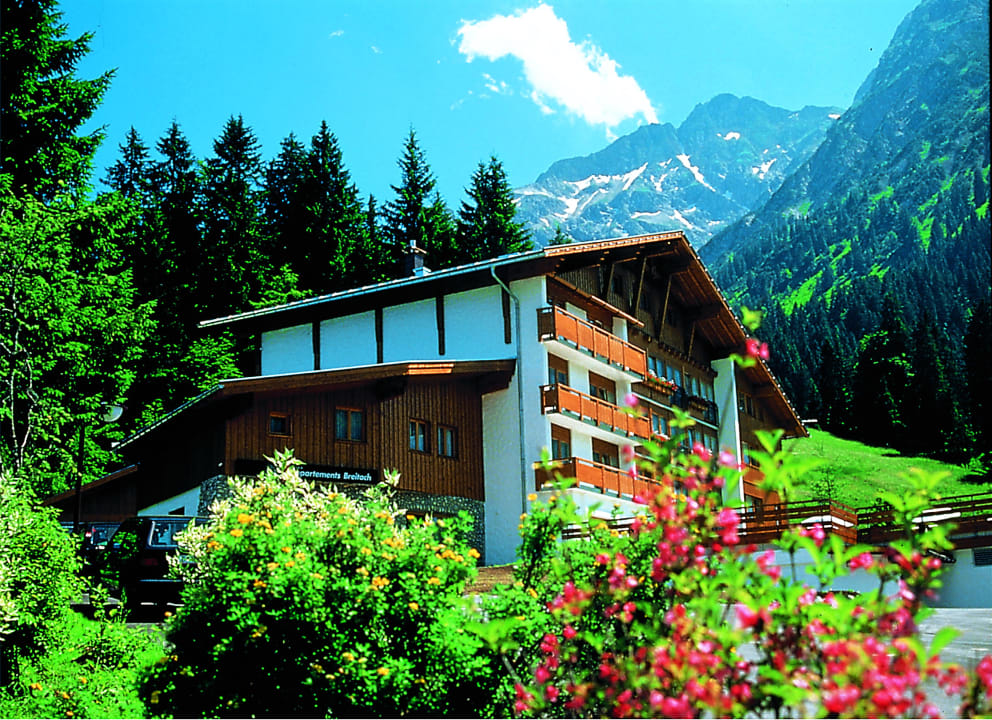 Außenansicht IFA Breitach Apartments - Berghotel Kleinwalsertal