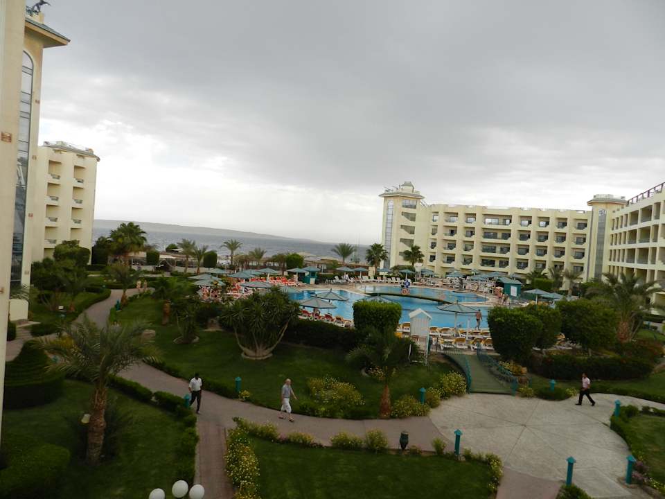 Дневной вид Moreno Horizon Spa & Resort