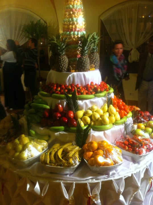 Weihnachtsbuffet - Früchte Jaz Makadi Oasis Resort