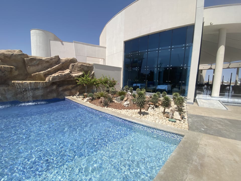 Pool Malikia Resort Abu Dabbab