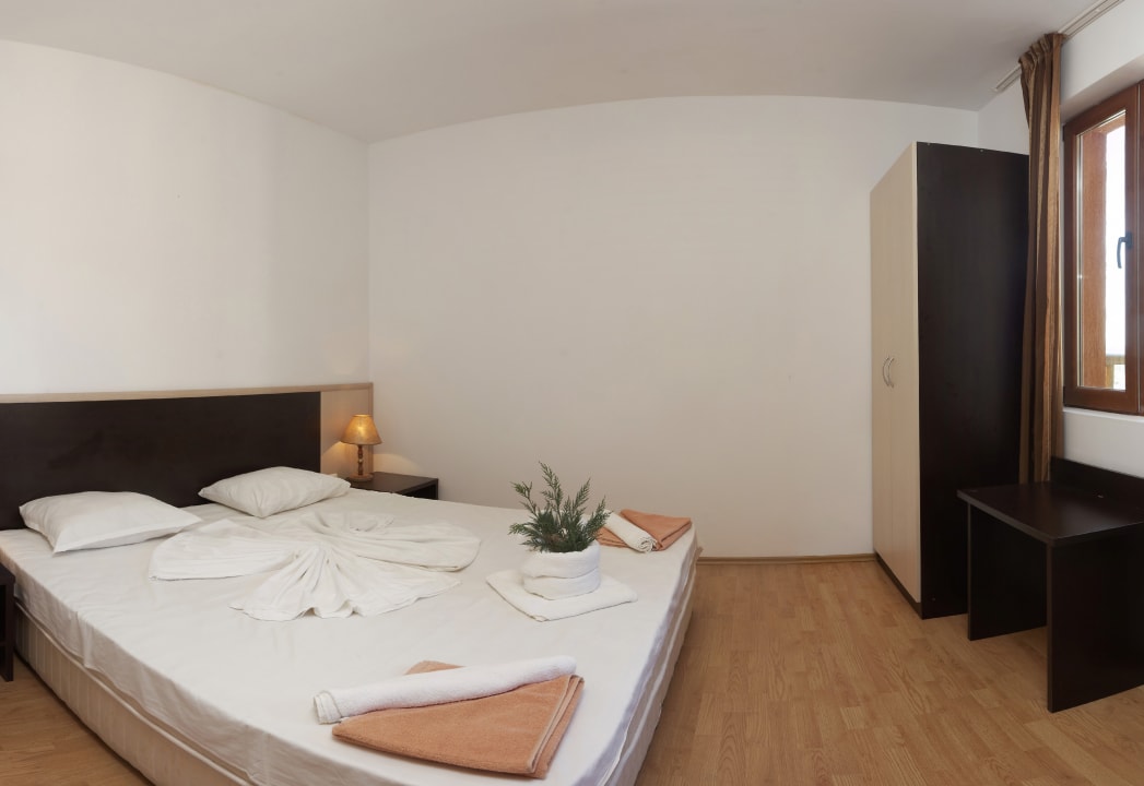 Zimmer Hotel Vemara Club