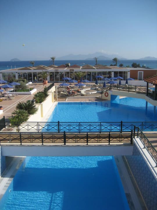 Poolanlage Porto Bello Royal