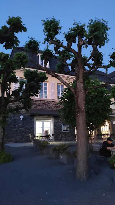 Außenansicht Steigenberger Icon Grandhotel Petersberg