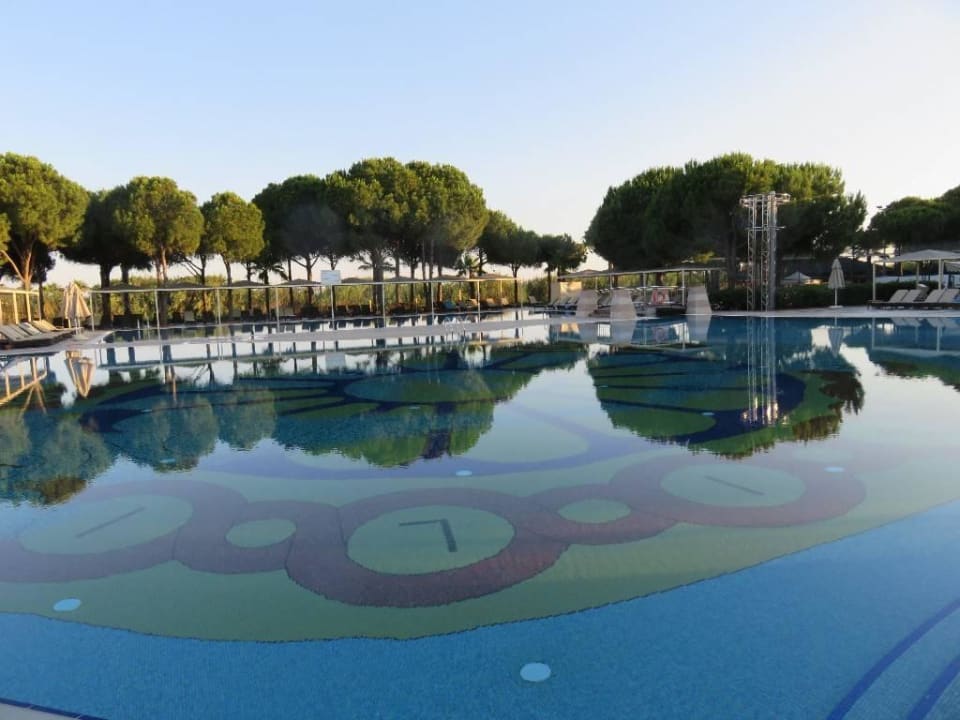 Pool linke Seite ROBINSON NOBILIS