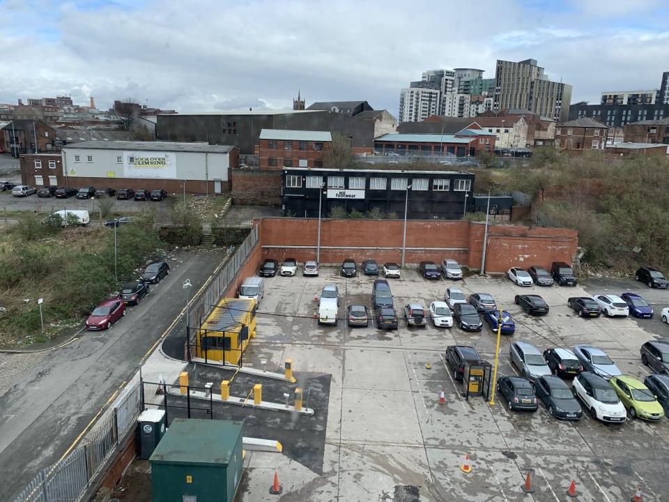 Ausblick Travelodge Manchester Central Arena