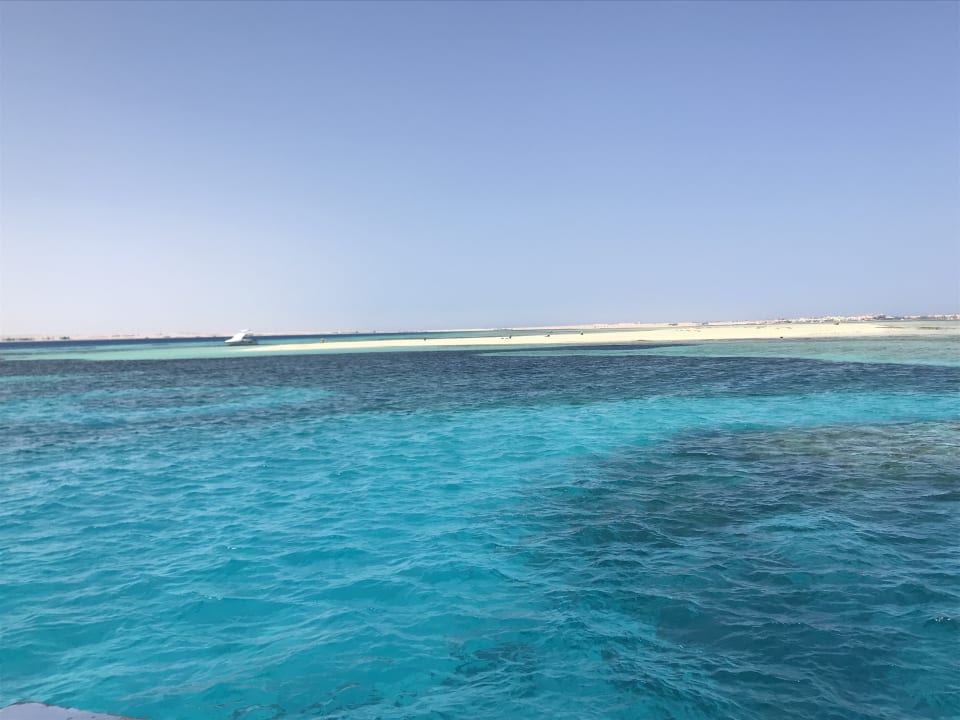 Strand Menaville Safaga