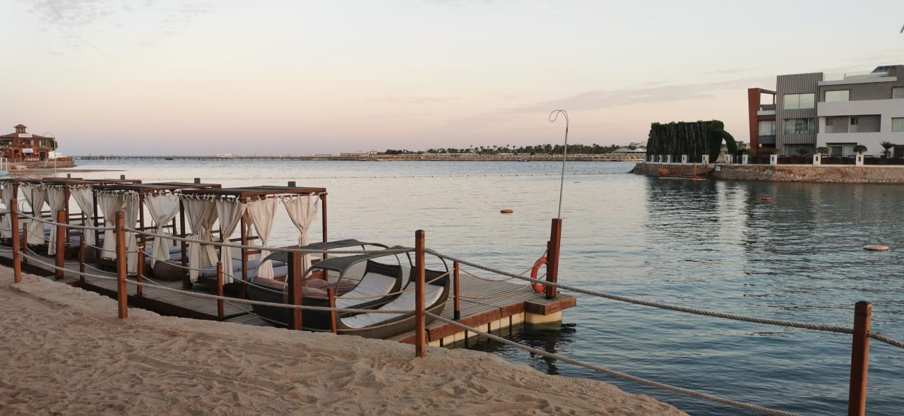 Strand SUNRISE Crystal Bay Resort