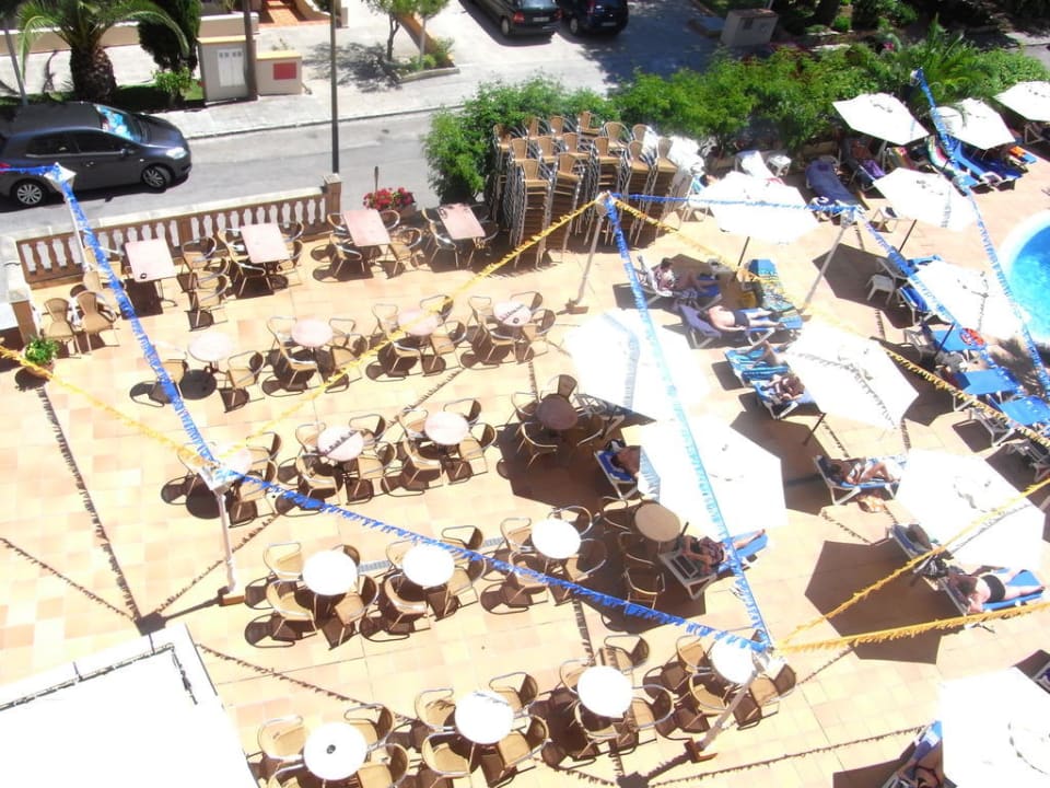 Terrasse geschmückt Valentin Somni Hotel & Suites