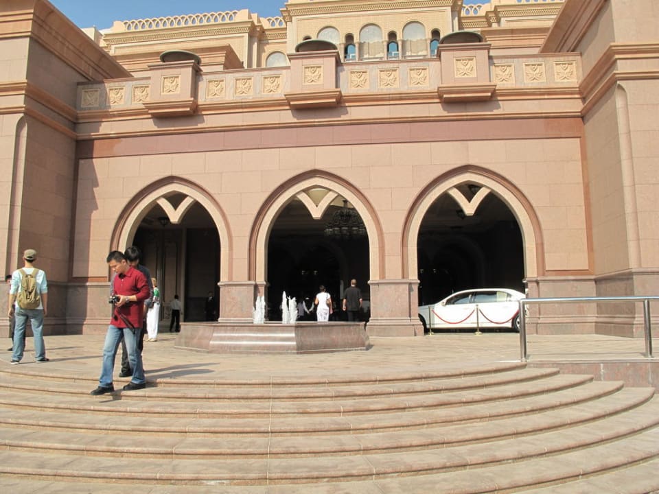 Außenansicht Emirates Palace Mandarin Oriental