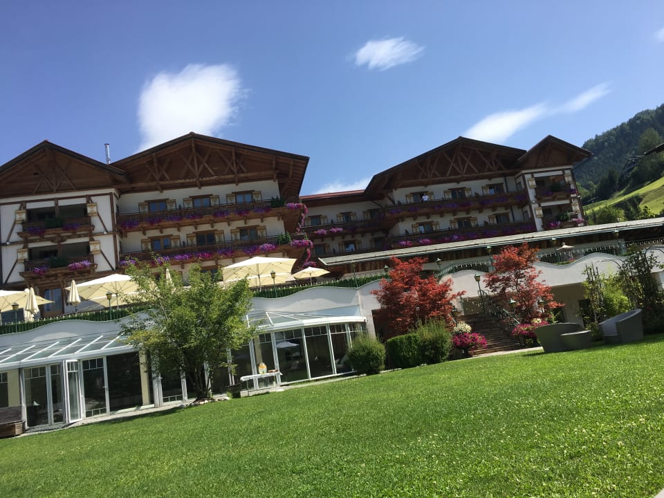 Außenansicht Hotel Oberforsthof