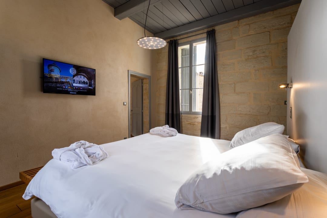 Zimmer Boutique Hotel Entraigues