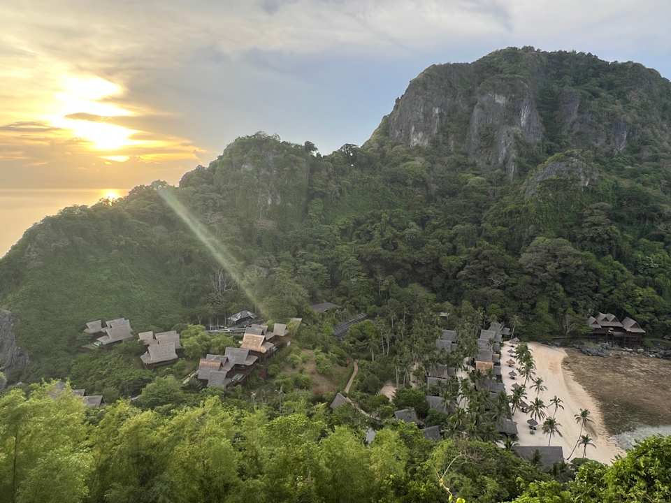 Gartenanlage Cauayan Island Resort and Spa