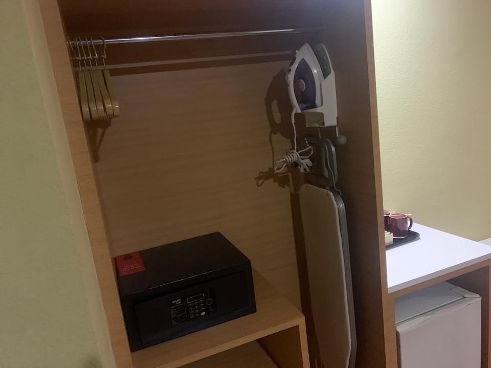 Zimmer Hotel Sentral Seaview, Penang