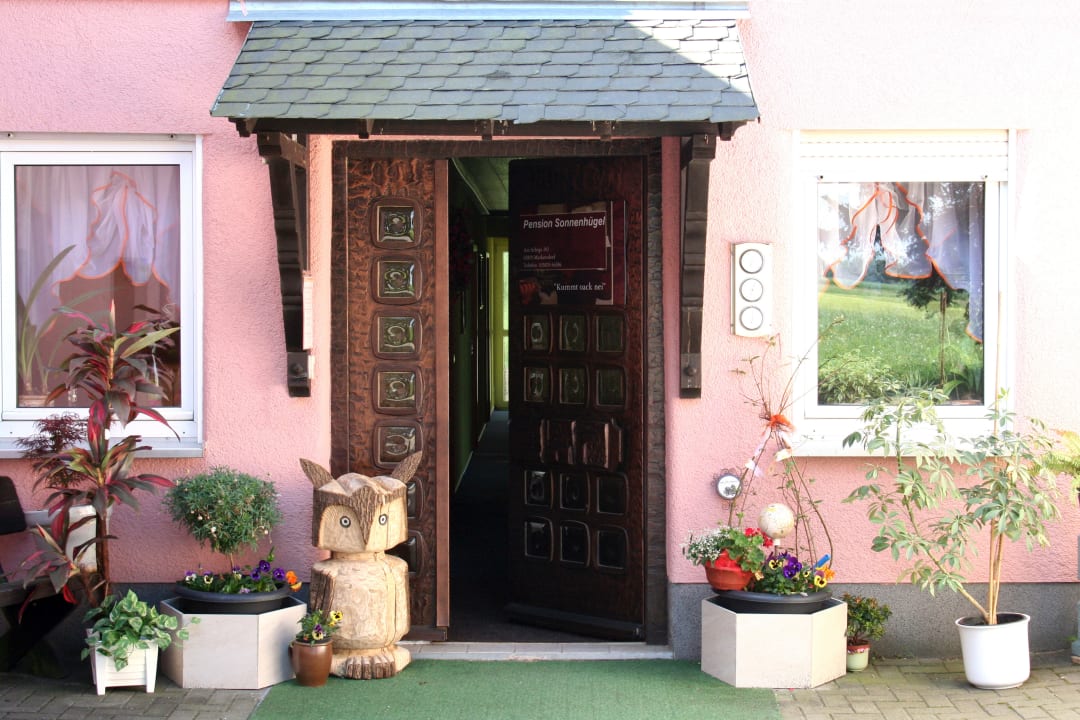 Entrance Pension Sonnenhügel