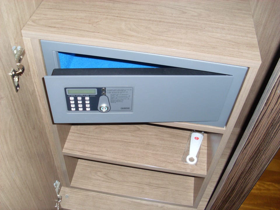 Zimmersafe Hotel Ramada Plaza Milano